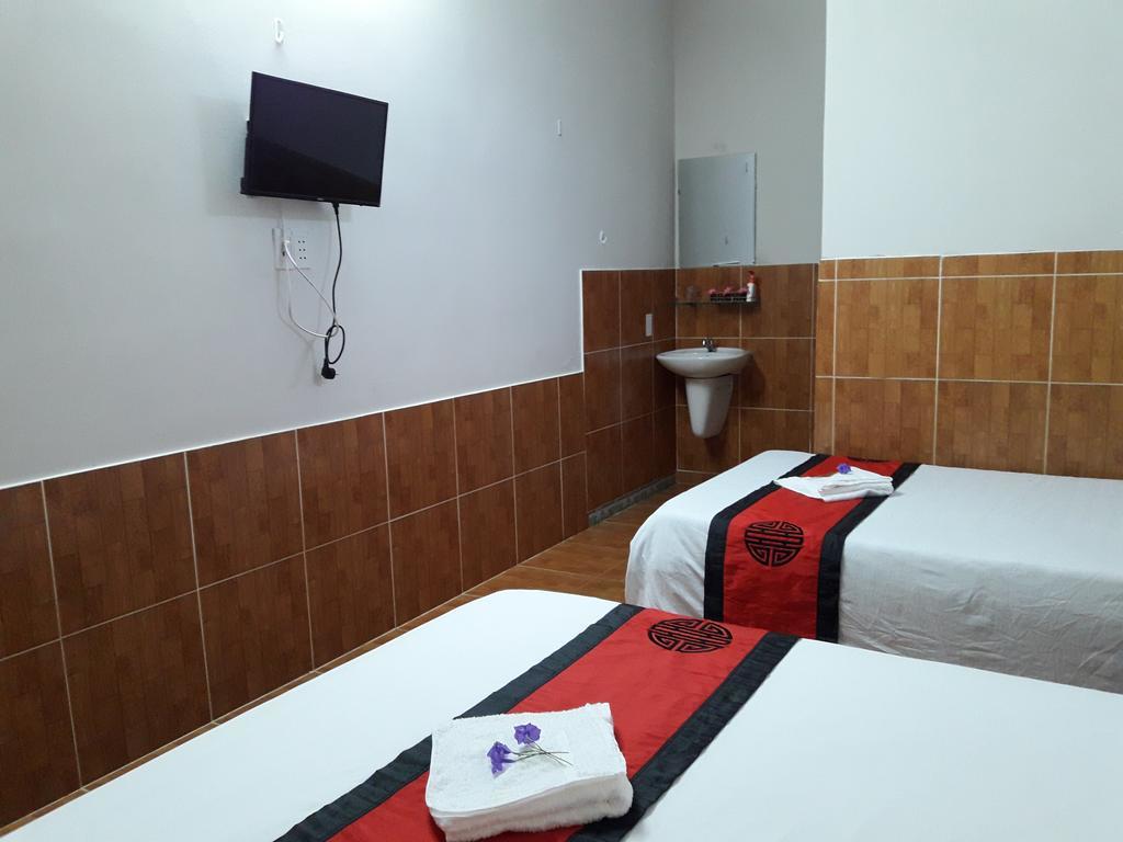 Red Ceramics Homestay Hoi An Exterior photo