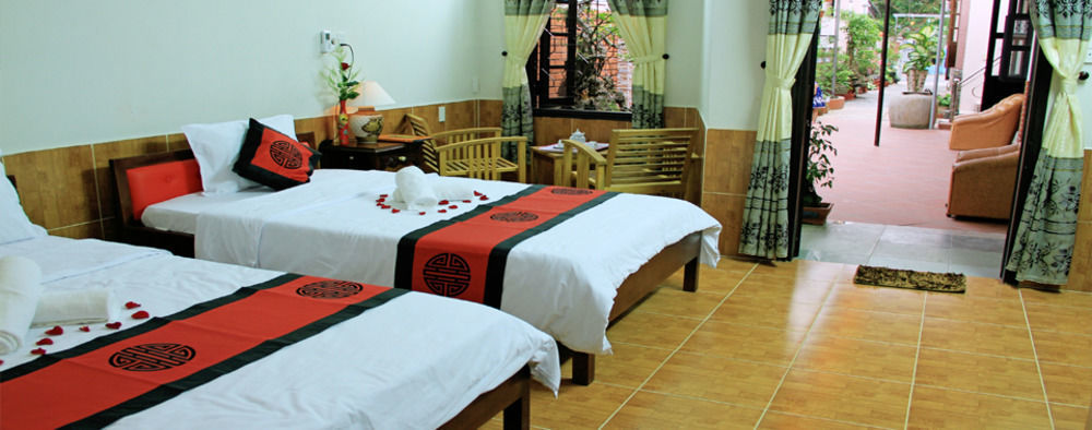 Red Ceramics Homestay Hoi An Exterior photo