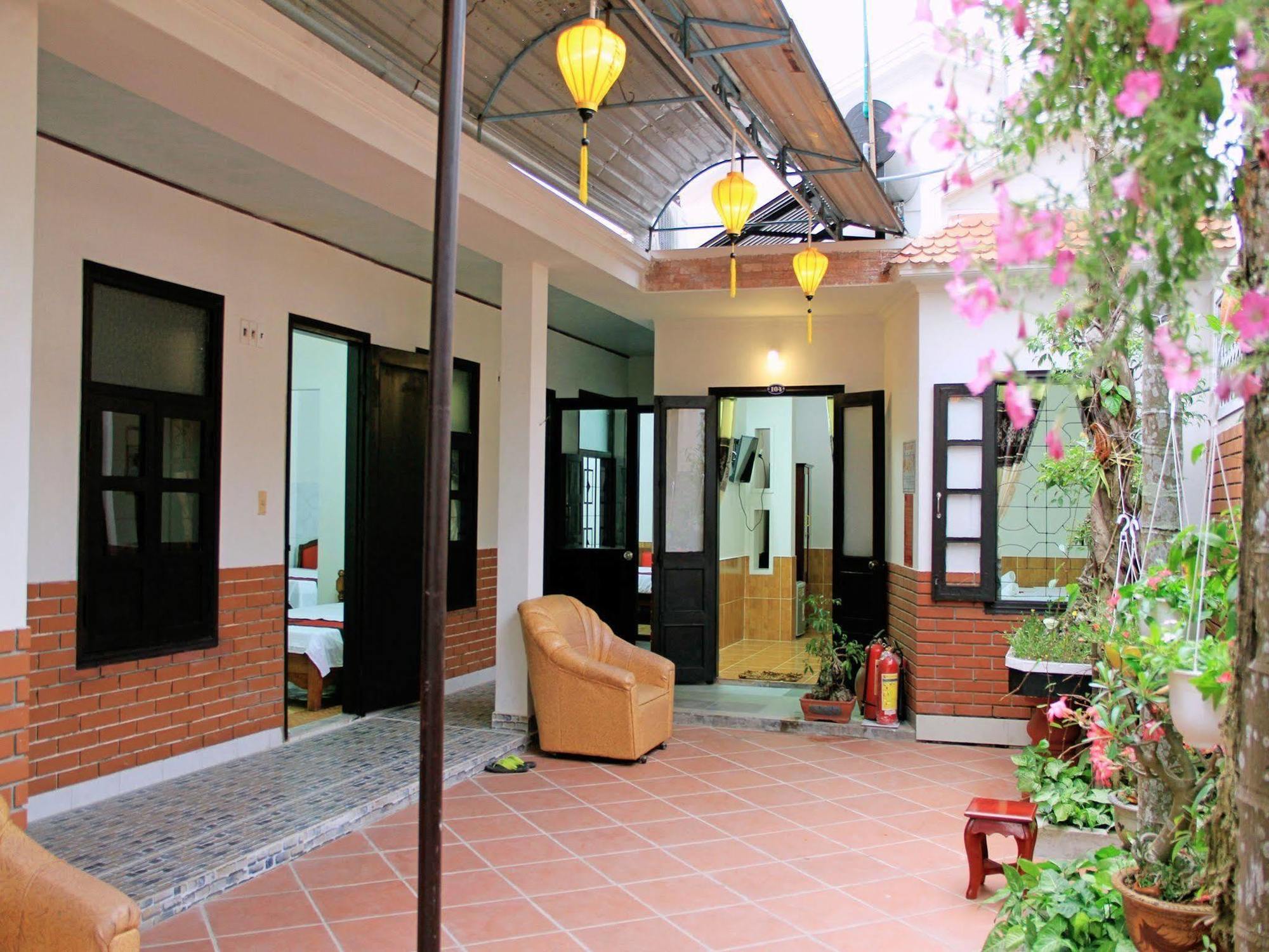 Red Ceramics Homestay Hoi An Exterior photo